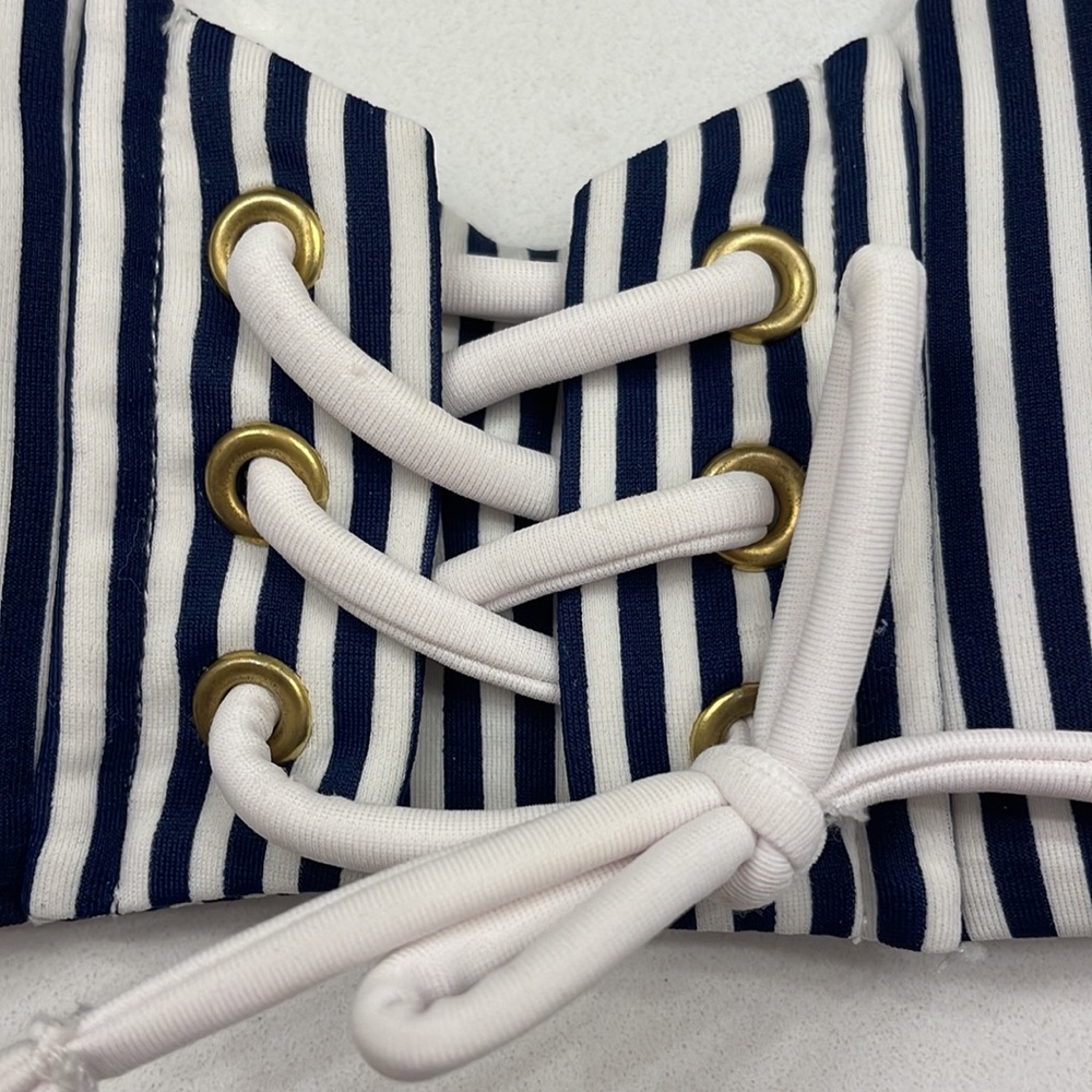 Xhilaration juniors navy and white striped bikini top size XS - Picture 3 of 4